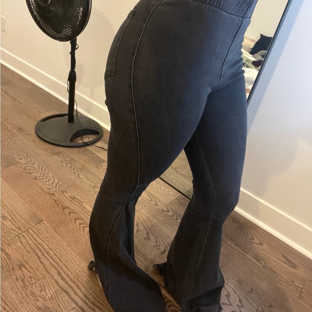 Newbury kustoms small xlong gray black flare Jeans high rise
